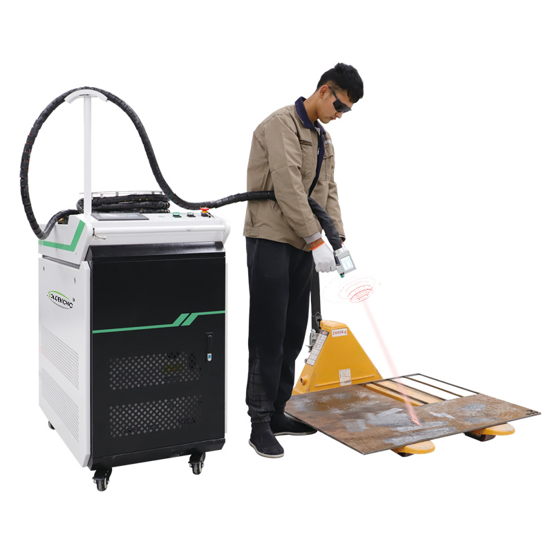 JPT 2000W Used Continuous Handheld Laser Cleaning Machine Rust/Oil/Paint  Remover Laser Cleaner-JPT 2000W Used Continuous Handheld Laser Cleaning  Machine Rust/Oil/Paint Remover Laser CleanerSFX Laser-Fiber Laser Engraver,  Laser Cleaner, Laser Welder