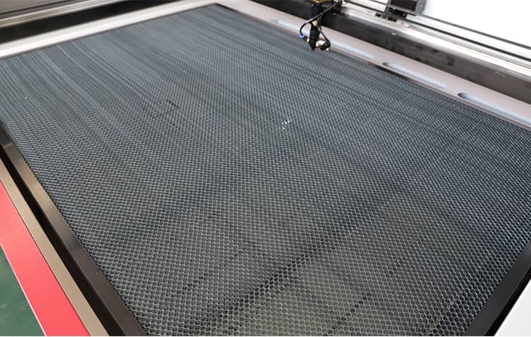 co2 laser cutting and engraving machine