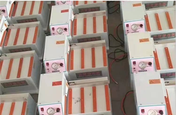 Profiling chamfering machin